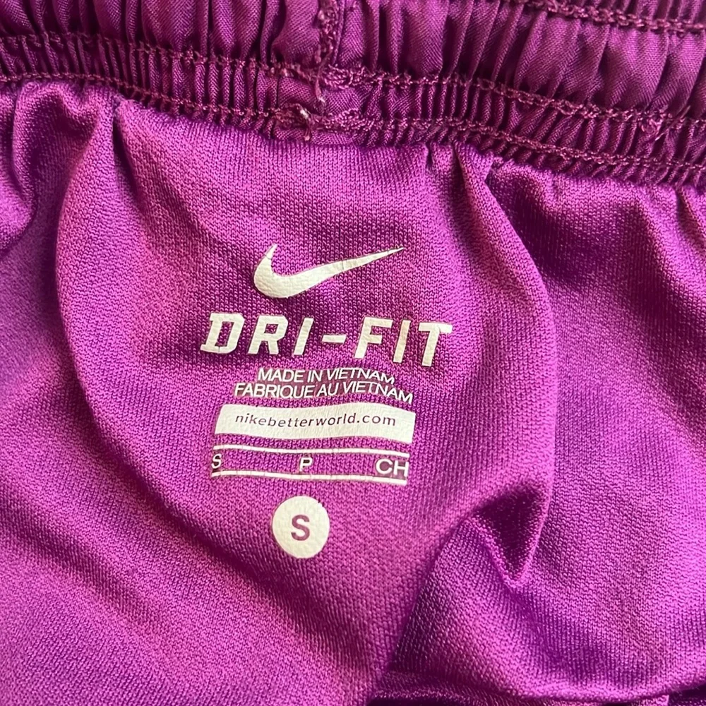 Nike Dri-Fit Purple Fully Lined Running‎ Shorts- S
